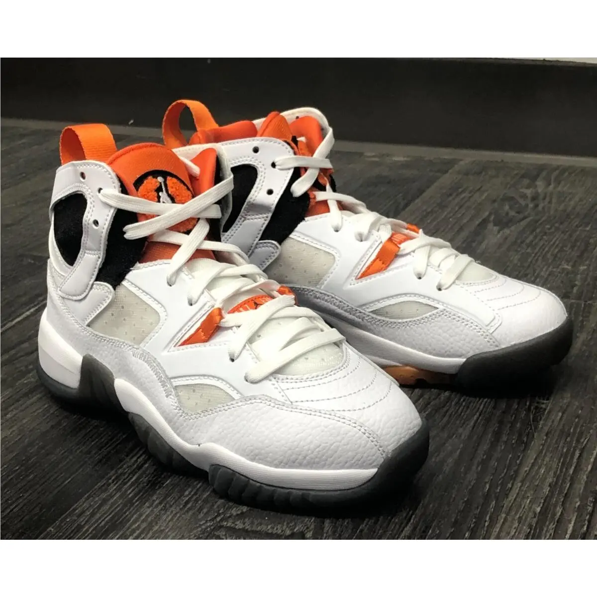 Nike shoes - Jordan Jumpman - Jumpman - White 2