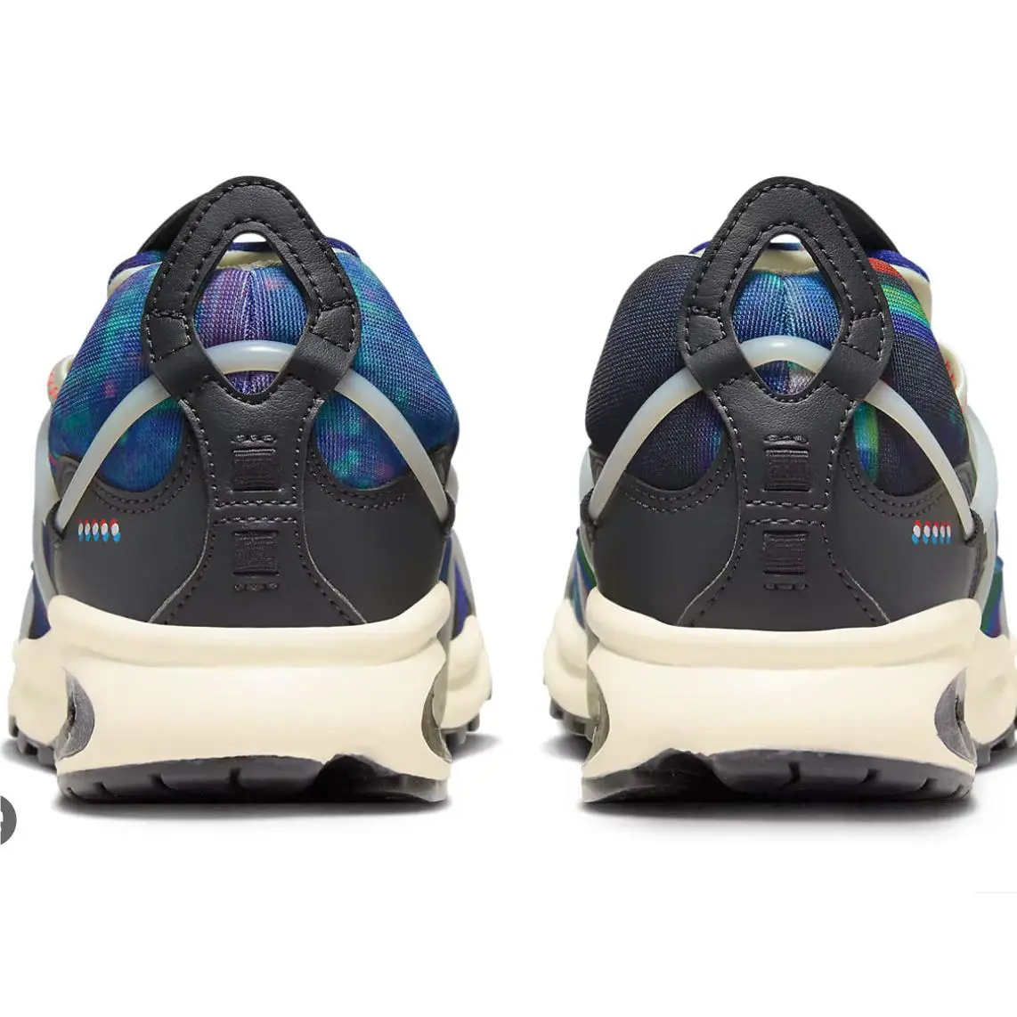 Nike shoes  - MULTI 11