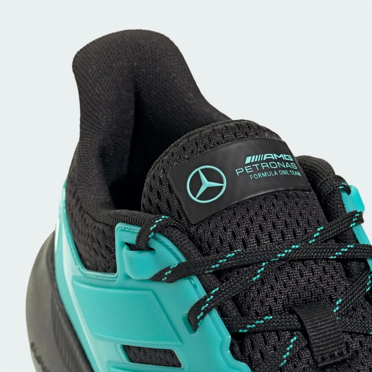 Adidas shoes - adidas Ultimashow - Ultimashow - JR1073 - Core Black / Semi Mint Rush / Core Black 14