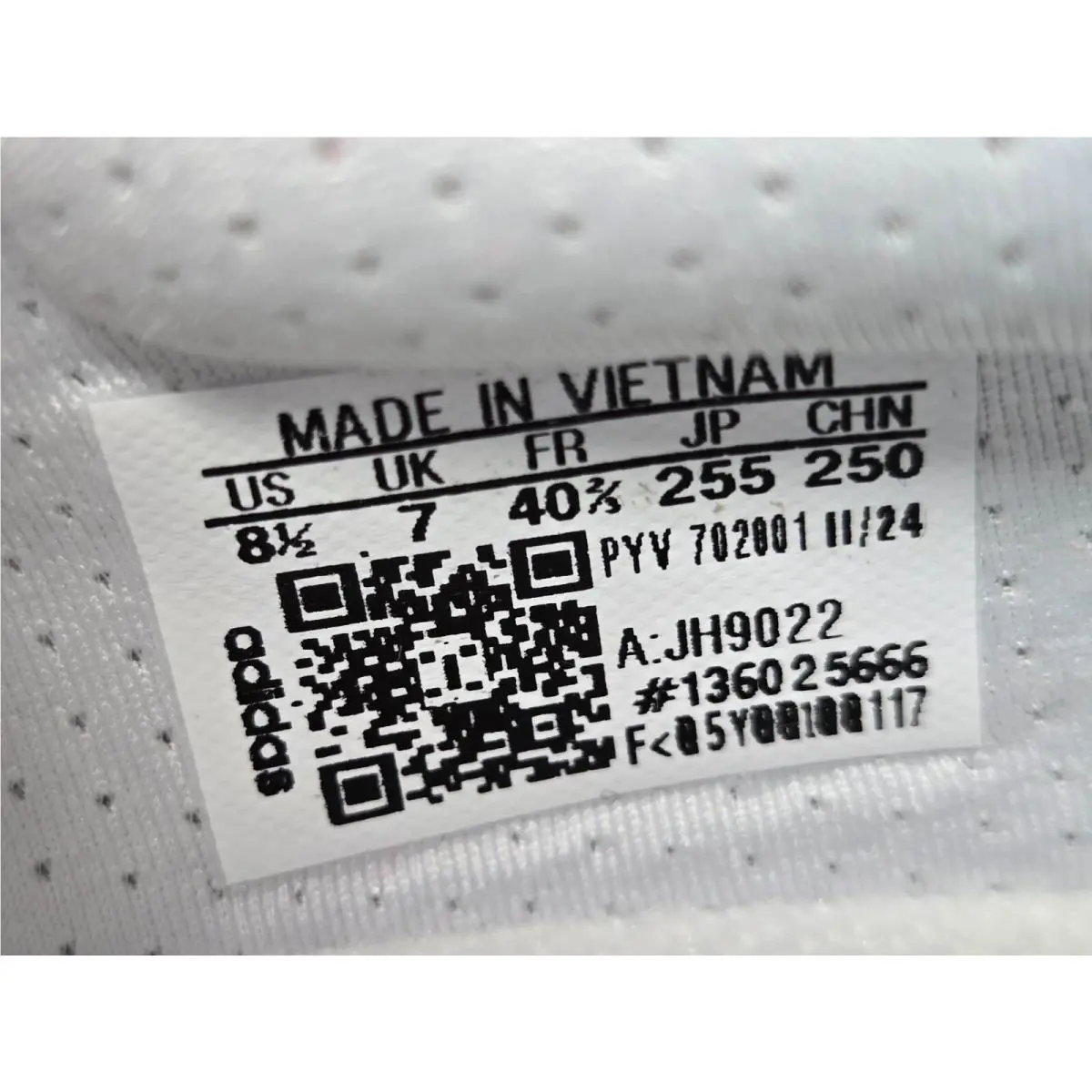 Adidas shoes - adidas Running - Running - JH9022 - White 4