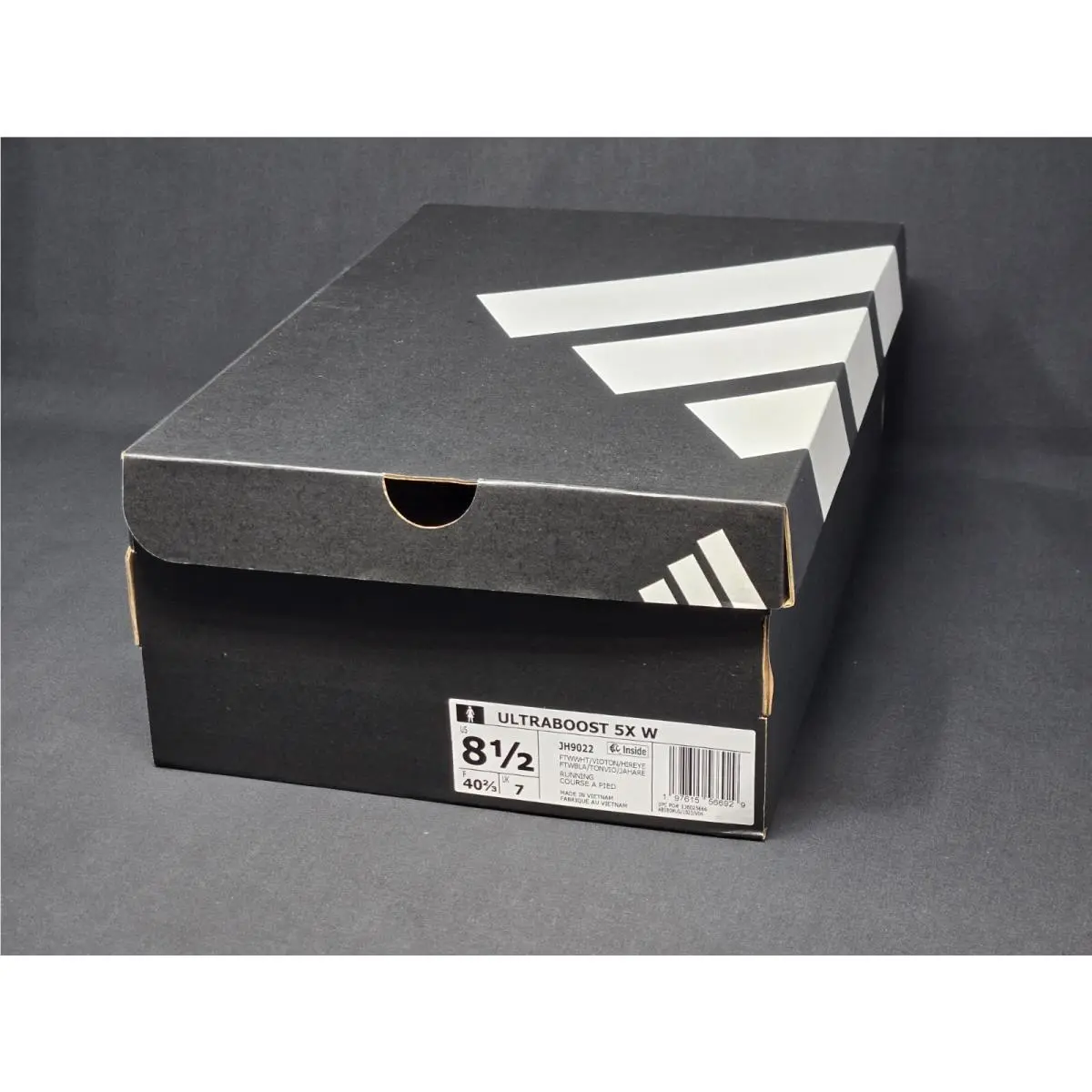 Adidas shoes - adidas Running - Running - JH9022 - White 16
