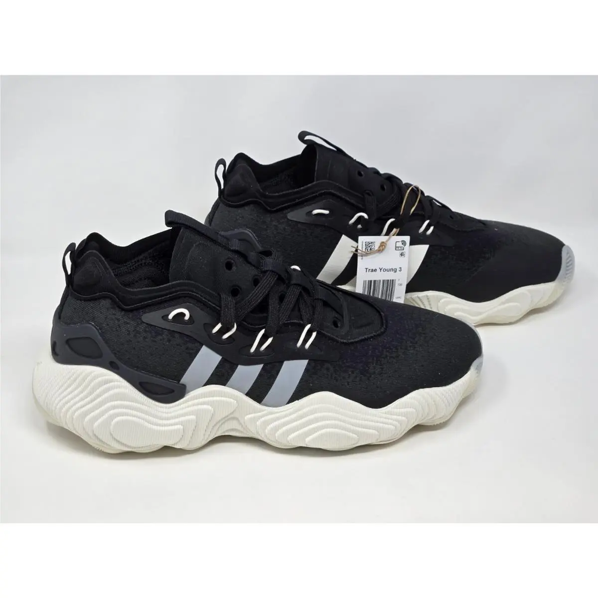 Adidas shoes - adidas Trae Young 3 - Trae Young - IE9362 - Black 2