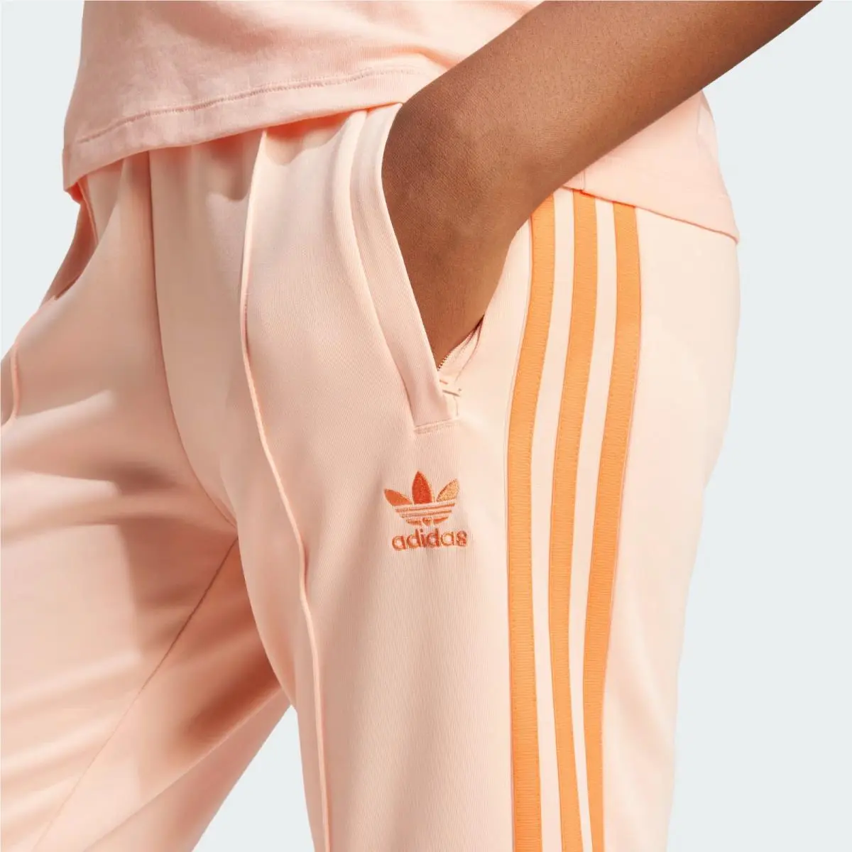 Adidas clothing - JD0829 - JD0829 - Glow Pink 2