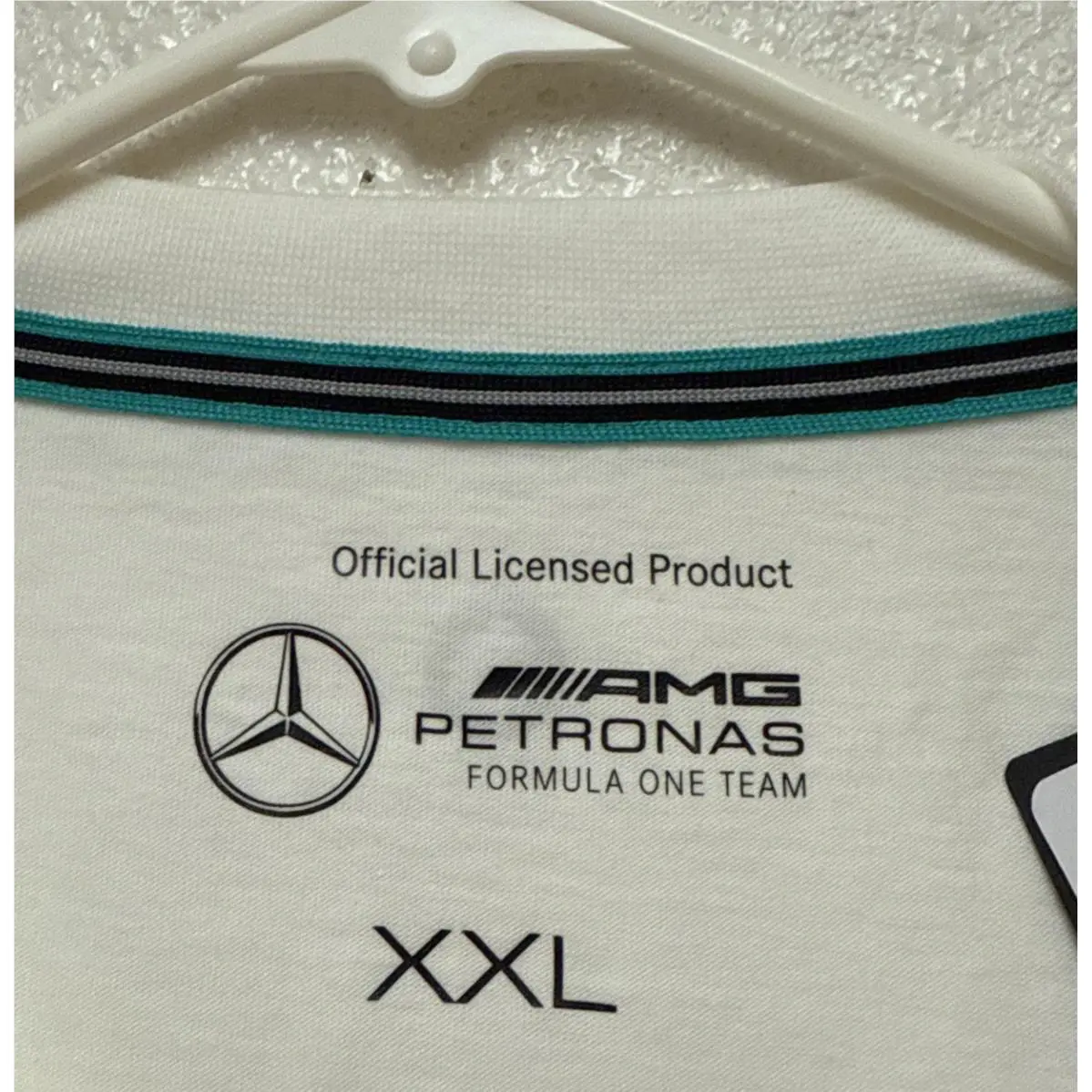 Puma clothing - White (UPC: 0195101781276) 0