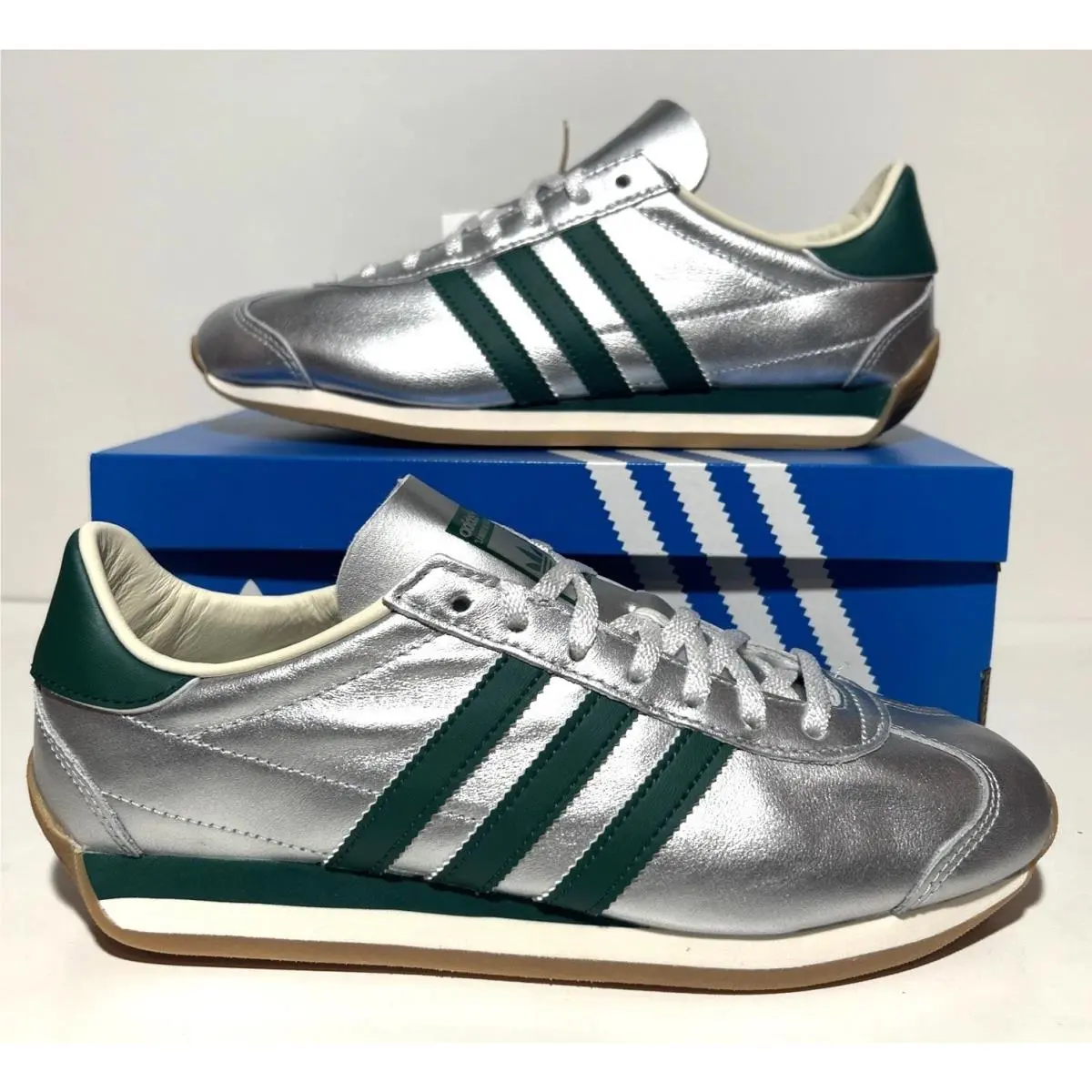 Adidas Country OG Women’s Size 7.5 Metallic Athletic Fashion Sneakers