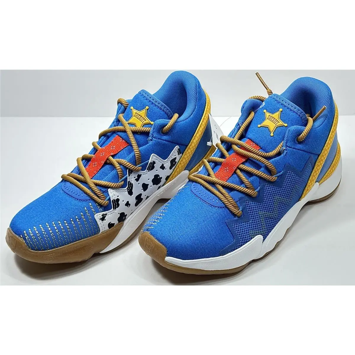 Adidas D.o.n. Issue #2 Size 3 Adidas D.o.n. Issue 2 x Toy Story Mid Woody Unisex Kids
