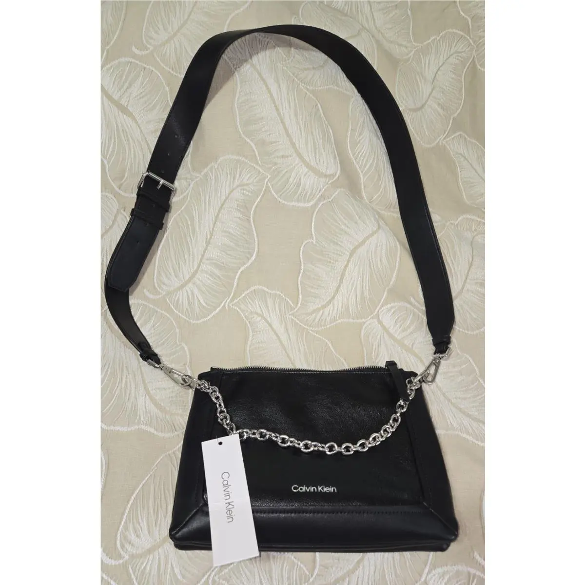 Calvin Klein Crossbody Purse Bag Silver Chain Black Leather