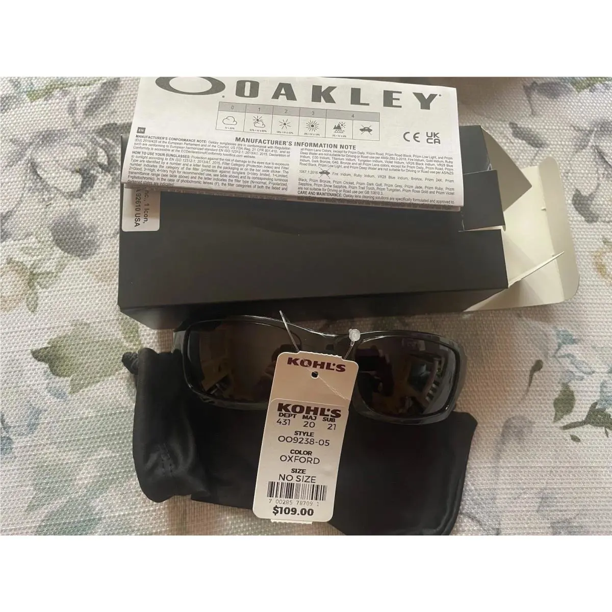 Fives Squared OO9238 54mm Rectangle Sunglasses by Oakley