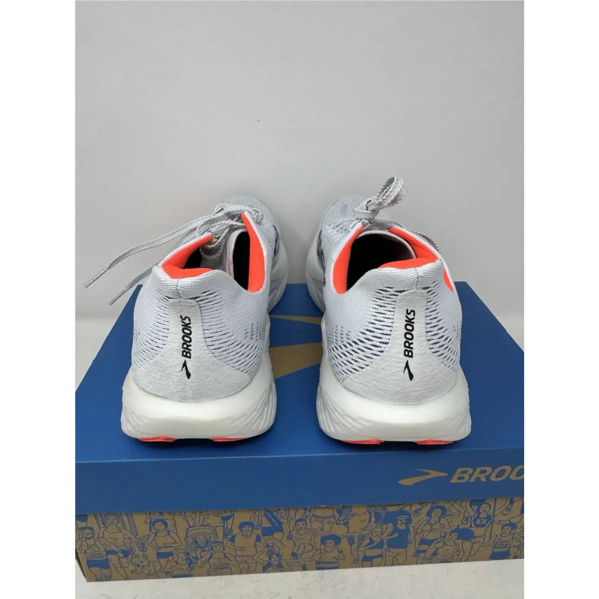 Brooks shoes - Hyperion - Hyperion - Illusion/Coral/Black 2