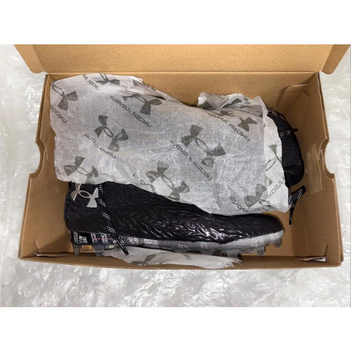 Under Armour shoes - Under Armour Spotlight 4 MC - 3027311-001 - Black 5