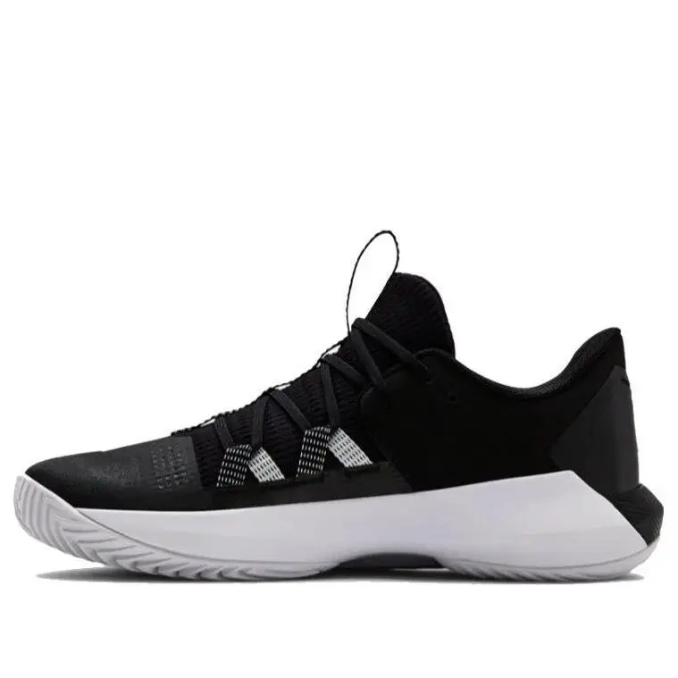 Under Armour shoes - Under Armour Block City 2.0 - 3021377-001 - Black 0