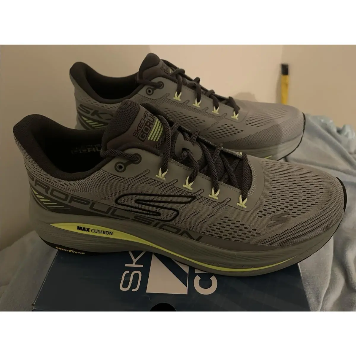 Men`s Skechers Propulsion Performance Sneakers Size 11 Retail