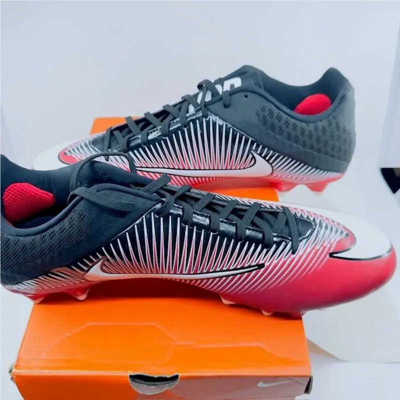 Nike shoes - Black 3