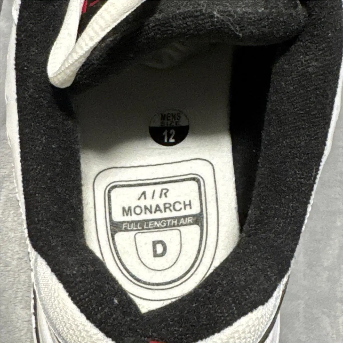 Nike shoes - Nike Air Monarch IV - Air Monarch - Red 3
