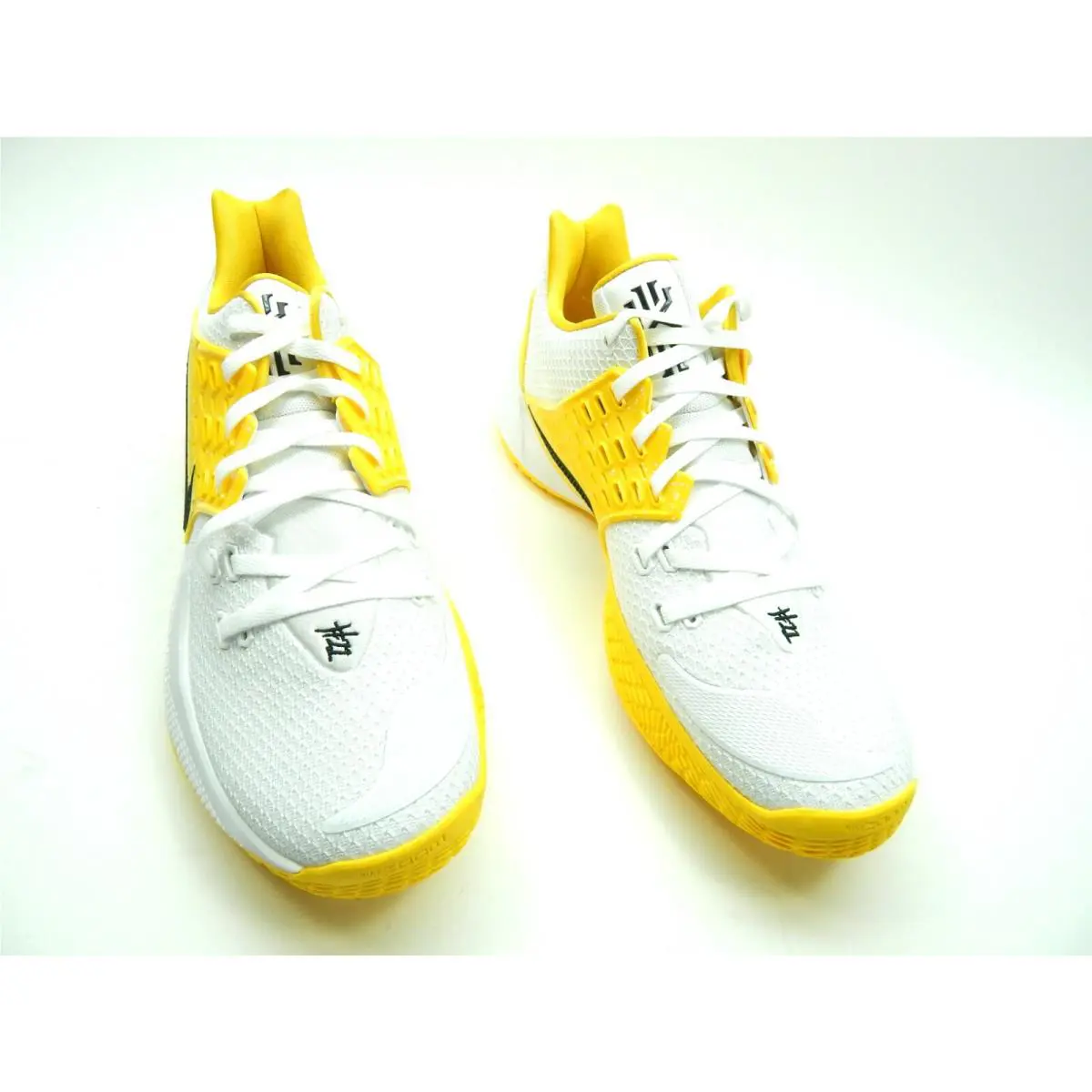 Nike shoes - Nike Kyrie Low - Kyrie Low - CN9827-104 - WHITE BLACK AMARILLO (UPC: 193150839658) 4