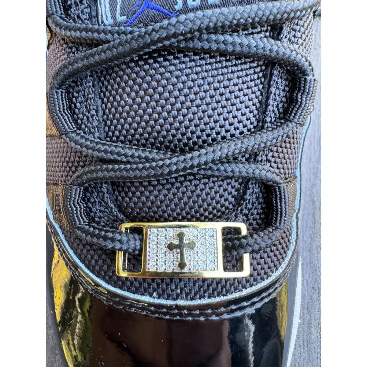 Nike shoes - Gold 16