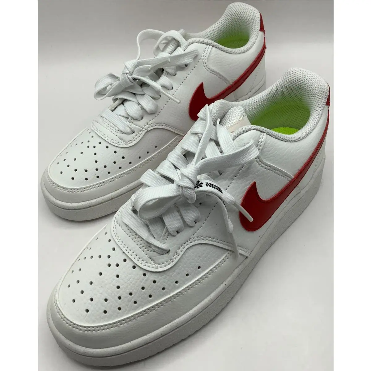 Nike Women`s Size 6.5 Court Vision Low Sneakers DH3158-104 White