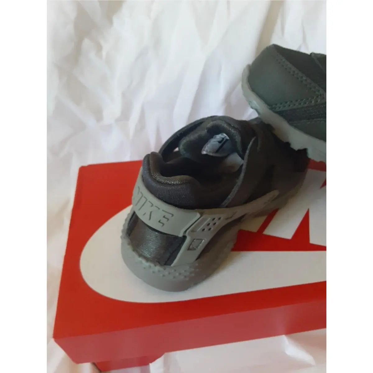 Nike shoes - Nike Huarache Run - Huarache Run - Gray 8