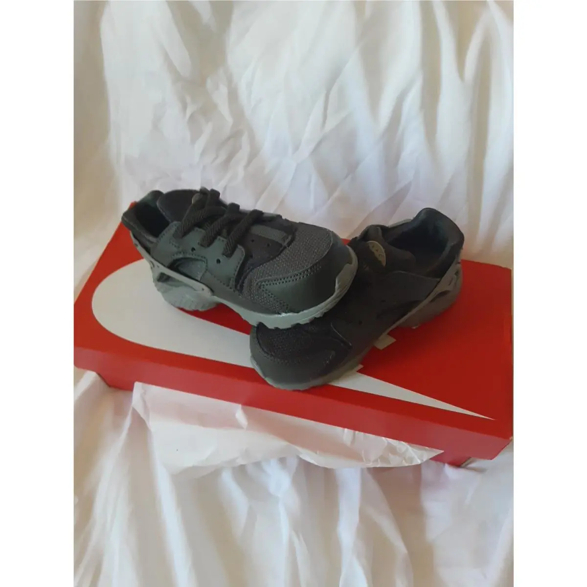 Nike shoes - Nike Huarache Run - Huarache Run - Gray 10