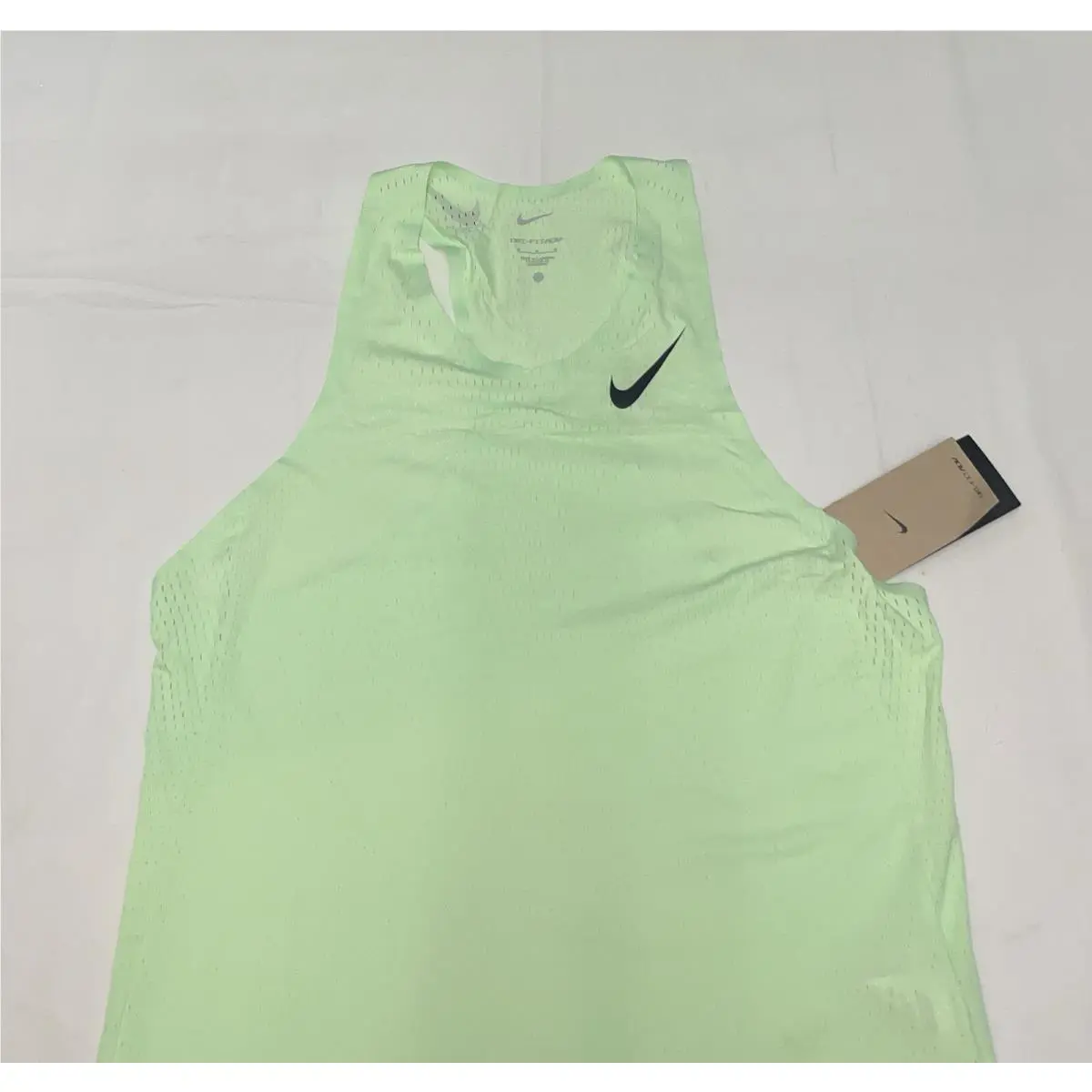 Nike clothing - Dri-FIT ADV AeroSwift - ADV AeroSwift - Vapor Green 1