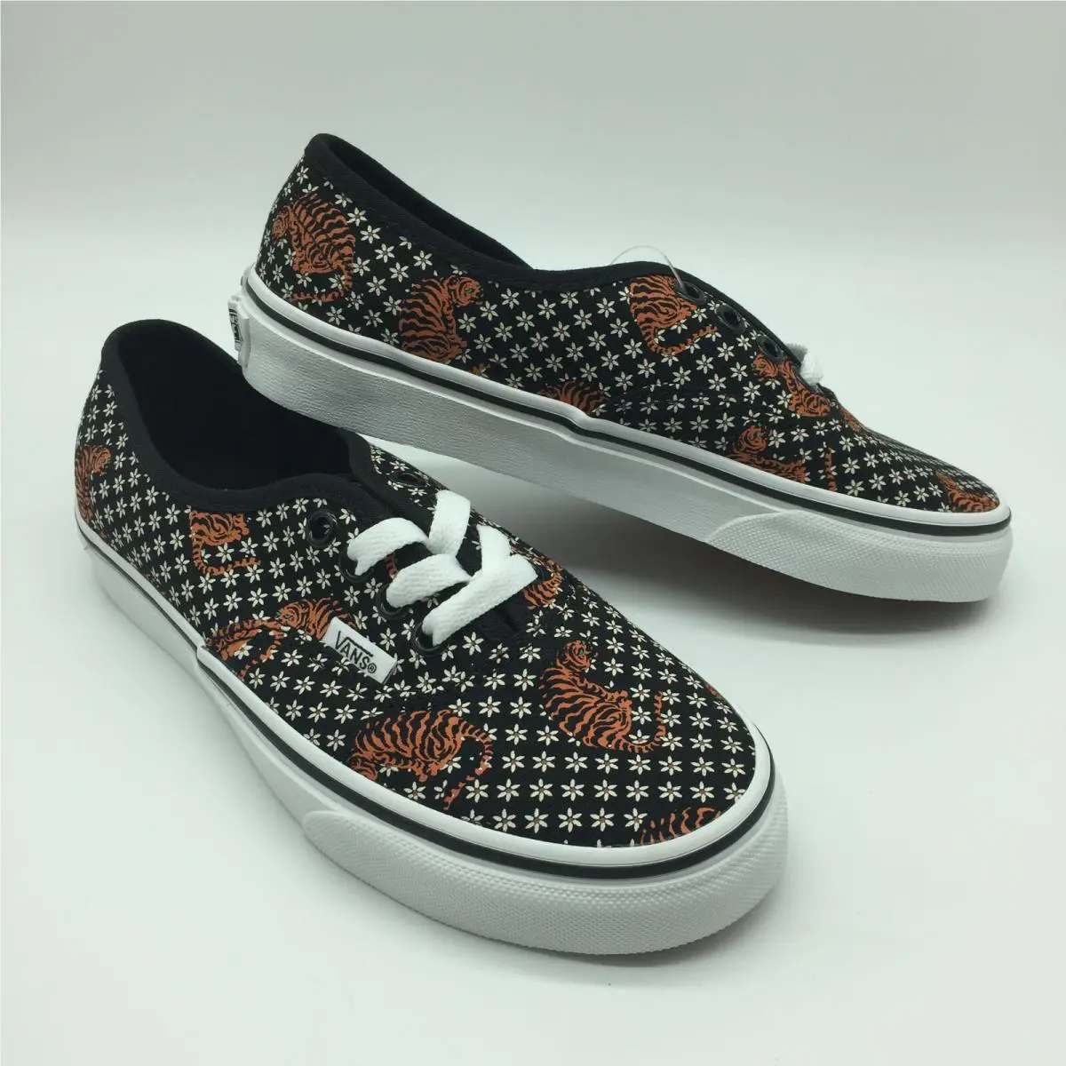 Vans shoes - Vans Tiger - Tiger - Multicolor 4