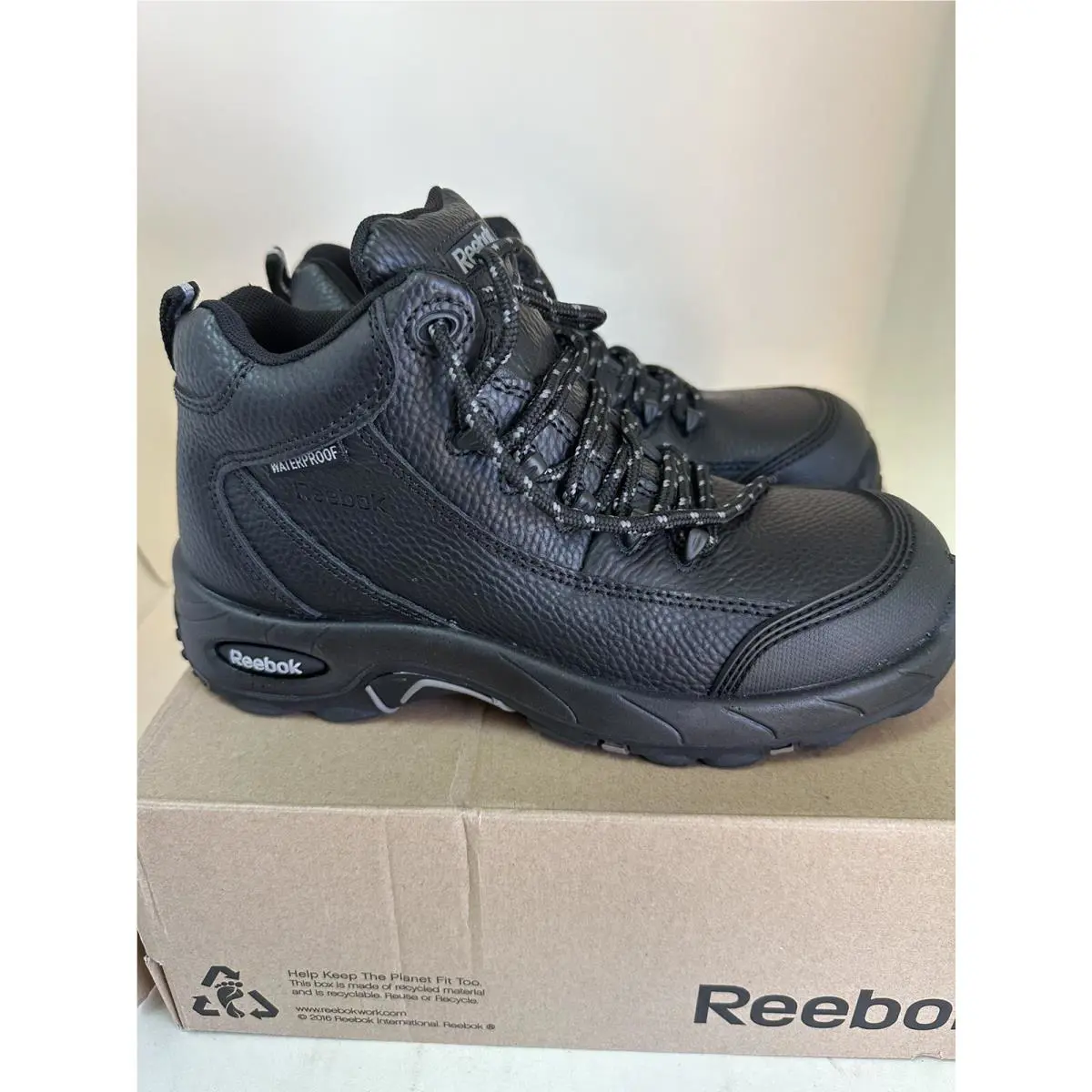 Reebok shoes - REEBOK TIAHAWK - TIAHAWK - Black 3