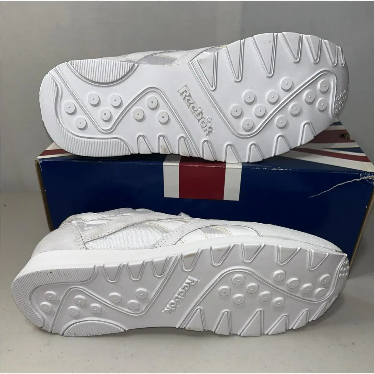 Reebok shoes - Reebok Classic - Classic - 1-6390 - White 2