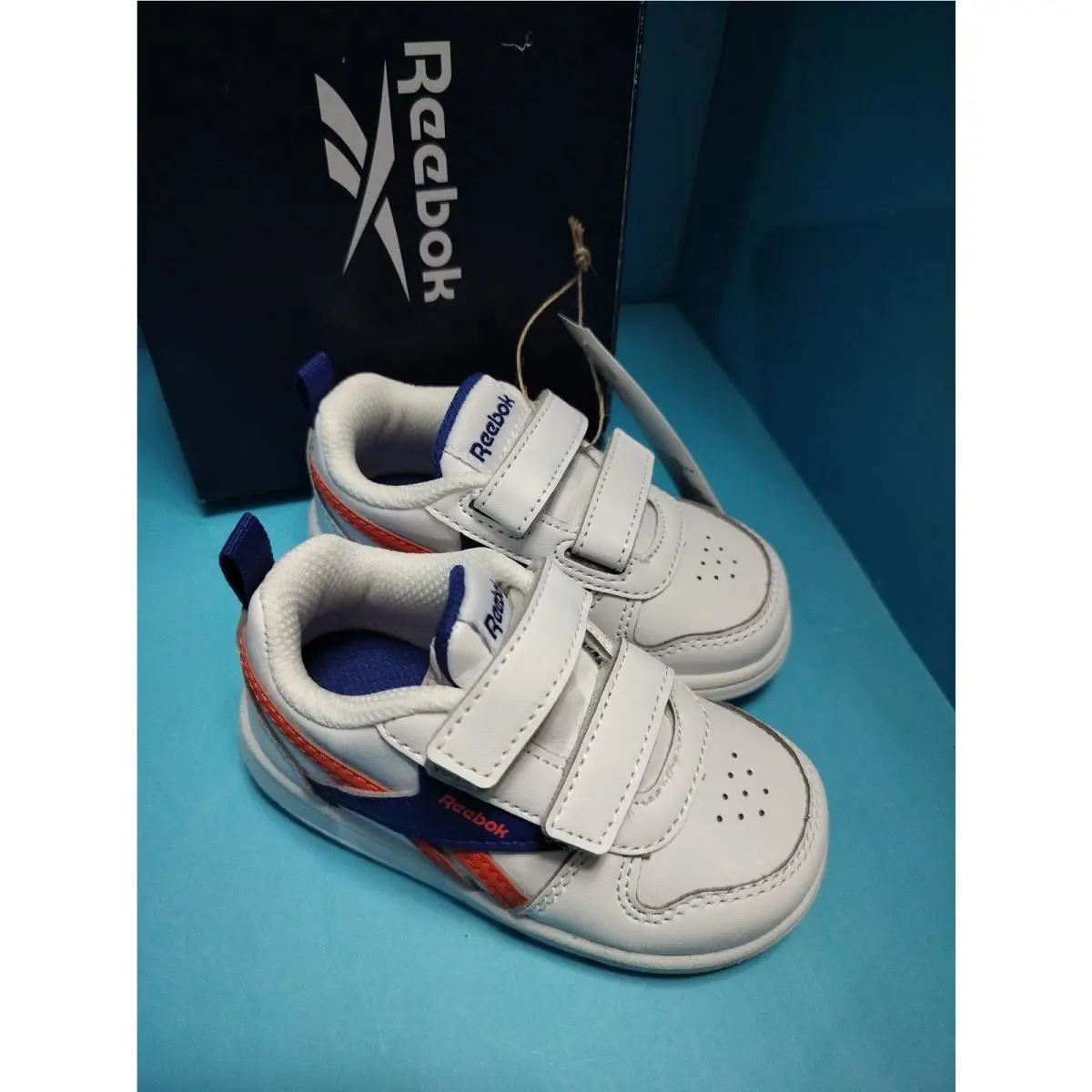 Reebok shoes - NA - White 2