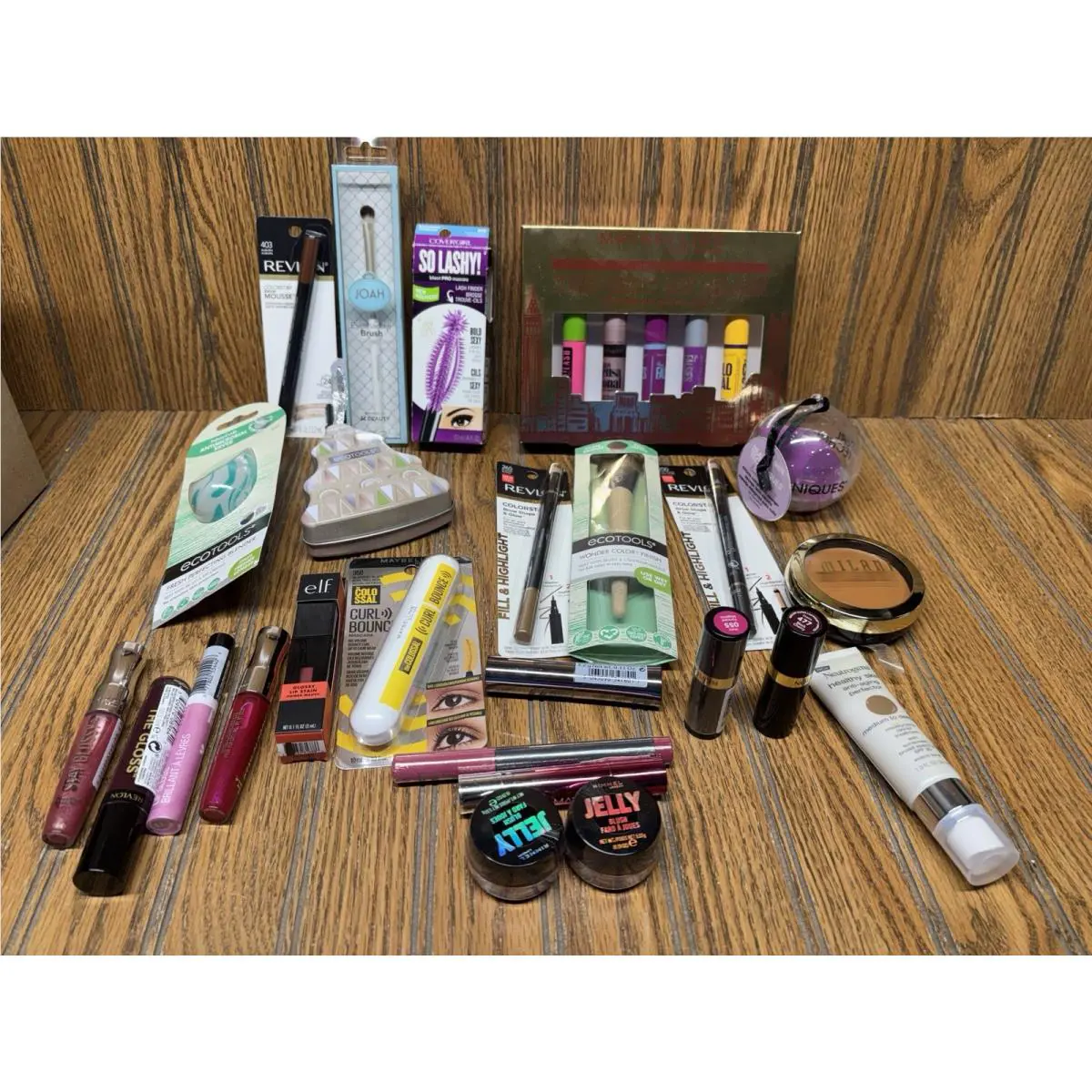 Huge Makeup Lot - 25 Pieces - E.l.f Maybelline Revlon Cover Girl Neutrogena