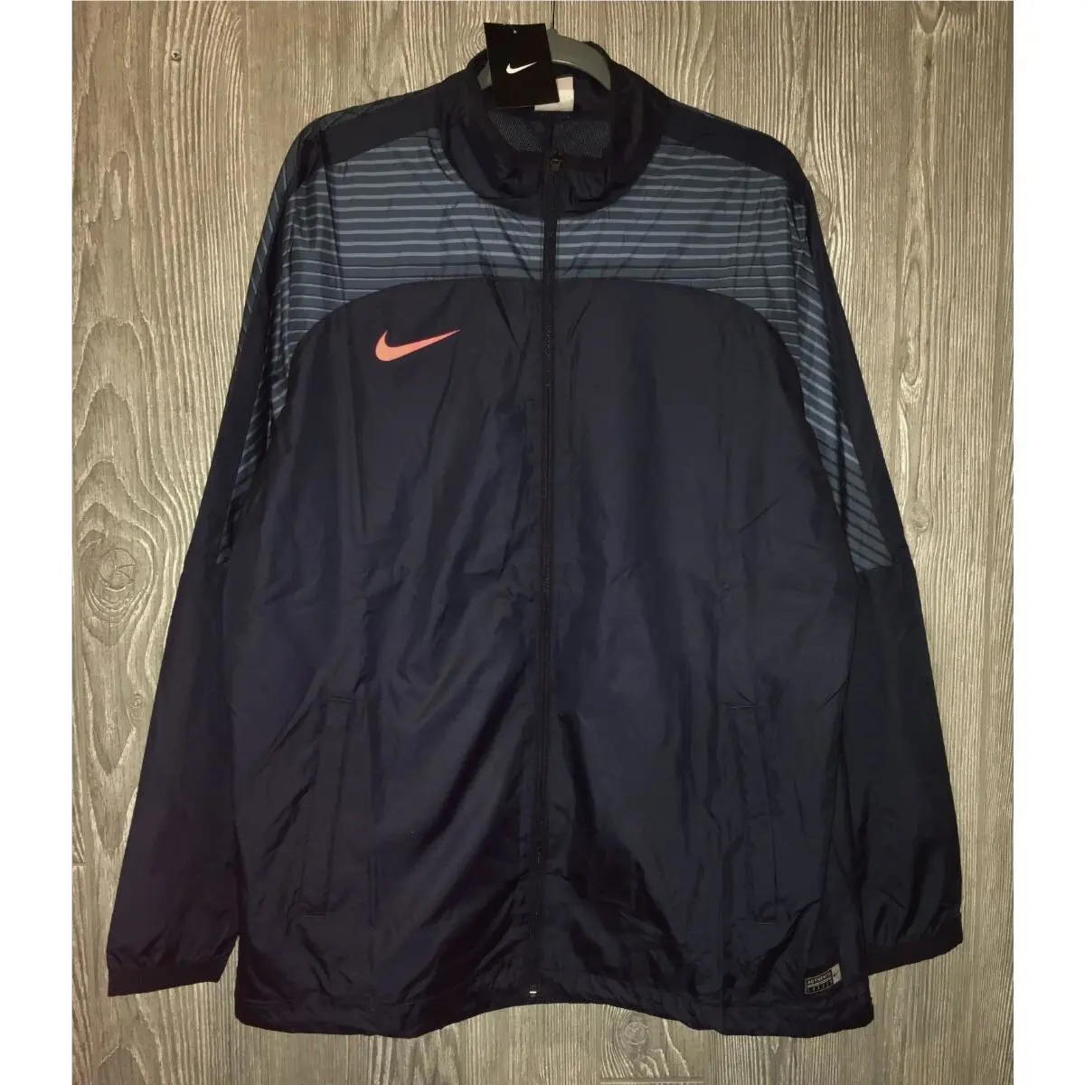 Nike clothing - NIKE Revolution Graphic Woven II Water Resistant F/Z Soccer - 725911 - Blue 6
