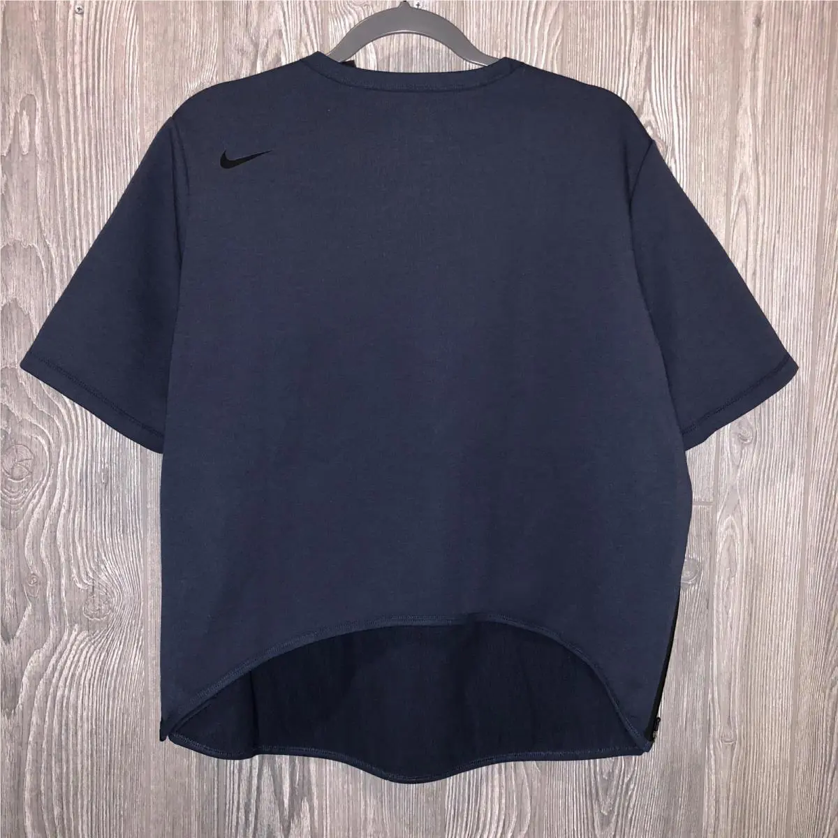 Nike clothing - NIKE Dry Therma Flex S/S Loose Training Top - 860211 - Blue 10