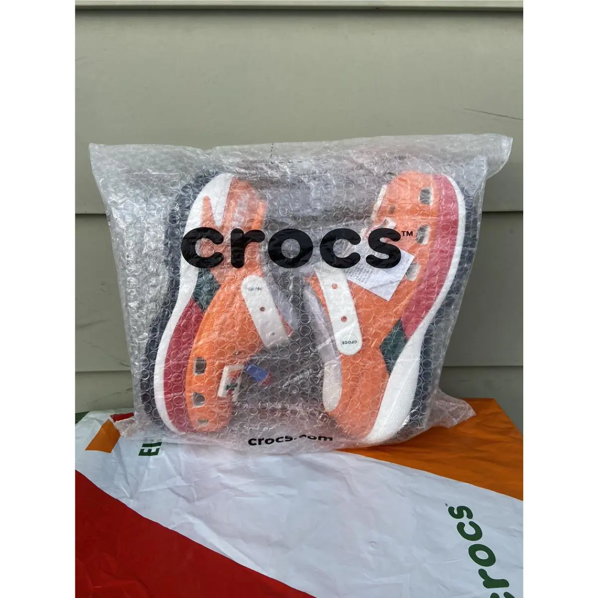 7-ELEVEN X Crocs US Mega Crush Clog 6M / 8W Orange 208273-810