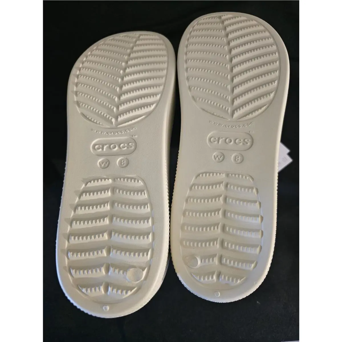 Crocs shoes - Bone 2