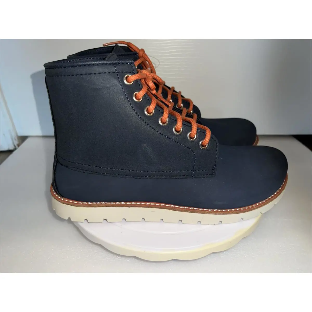 Crocs shoes - Crocs Cobbler 2.0 Lace Up Boots - Navy/Stucco 1