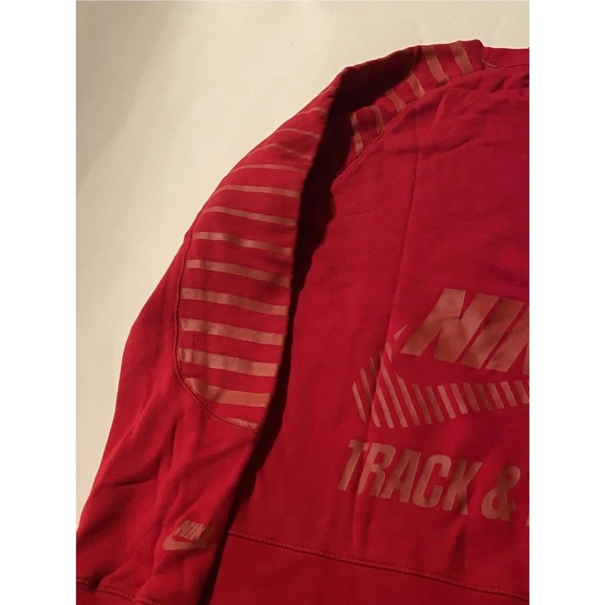 Nike clothing - Red 1
