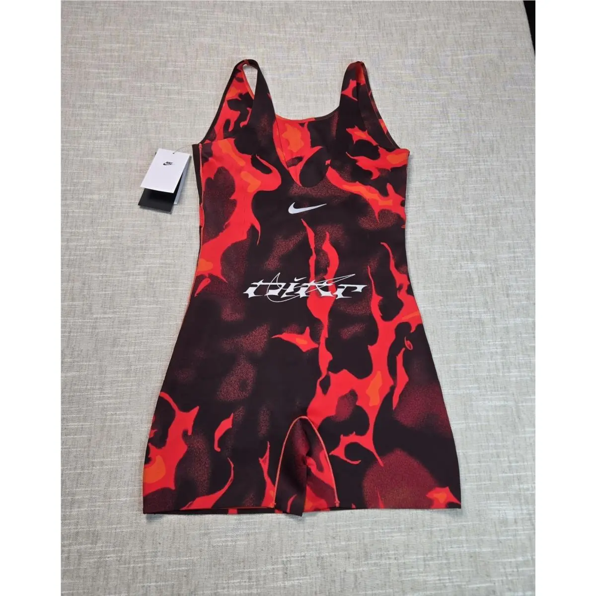Nike clothing - FZ0464-010 - FZ0464-010 - Red Black Silver 0