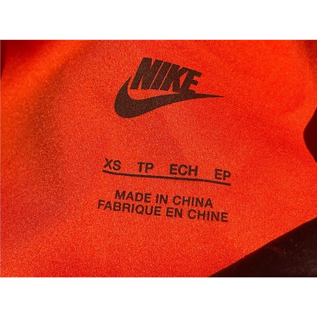 Nike clothing - FZ0464-010 - FZ0464-010 - Red (UPC: 0197594113862) 2