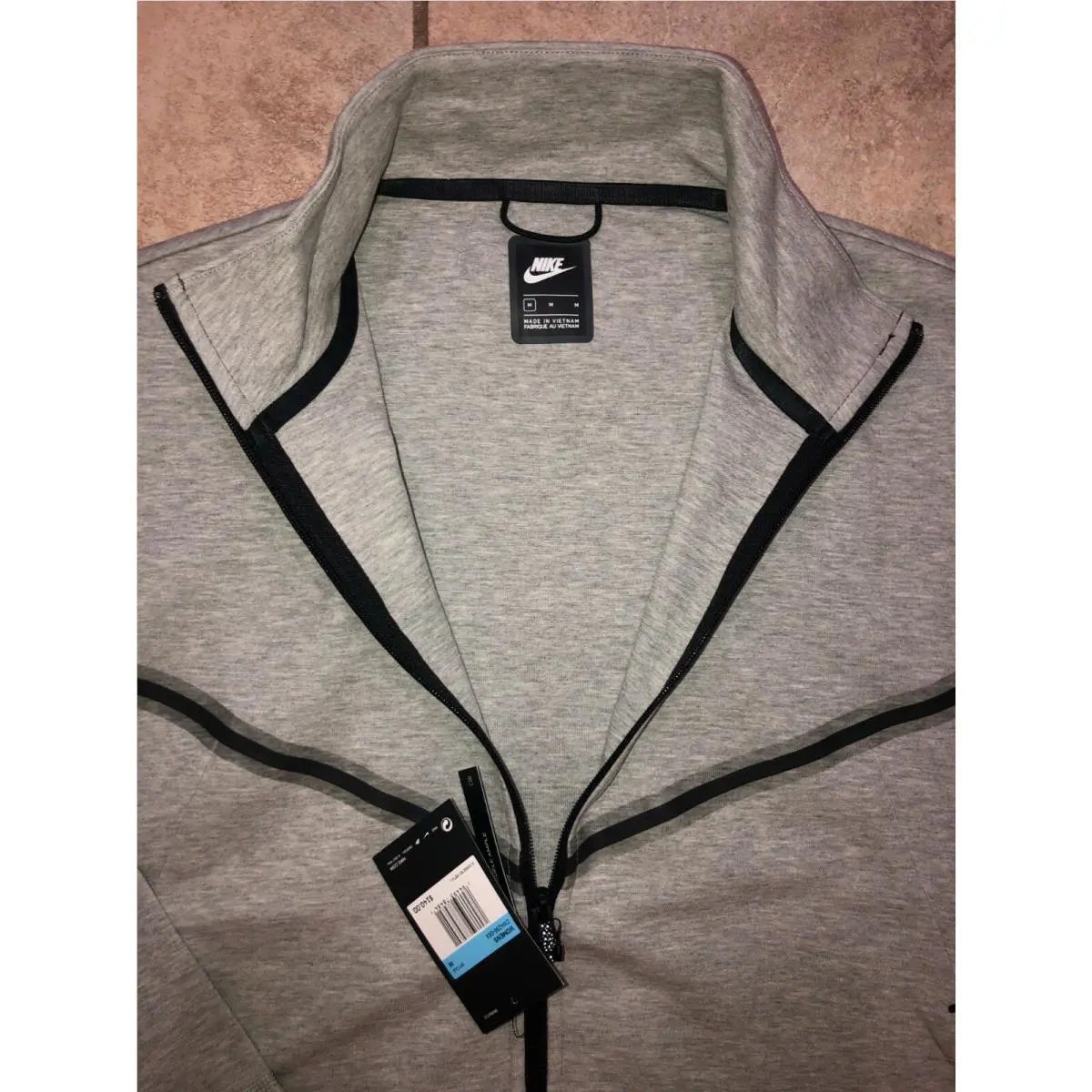Nike clothing - Grey 1