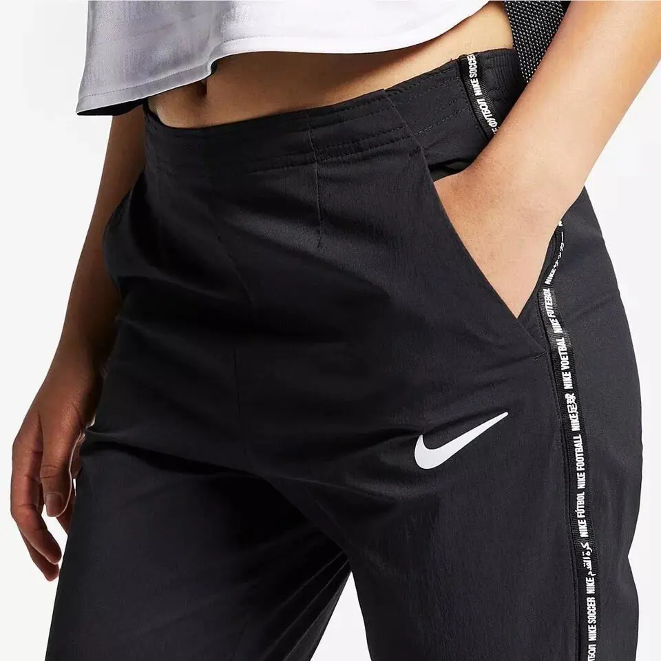 Nike clothing - Black 5
