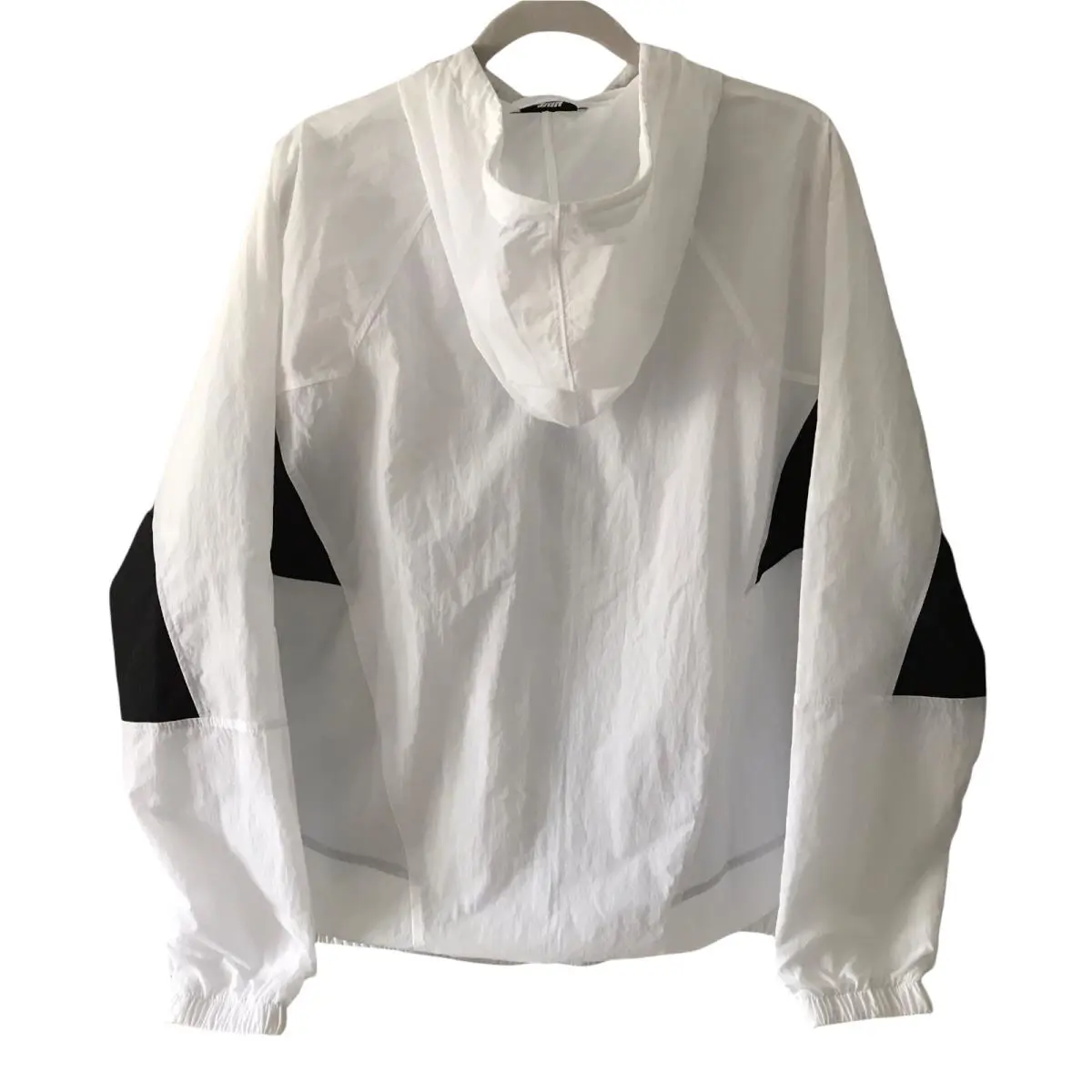 Nike clothing - CJ4358-100 - CJ4358-100 - White (UPC: 0193658532167) 0