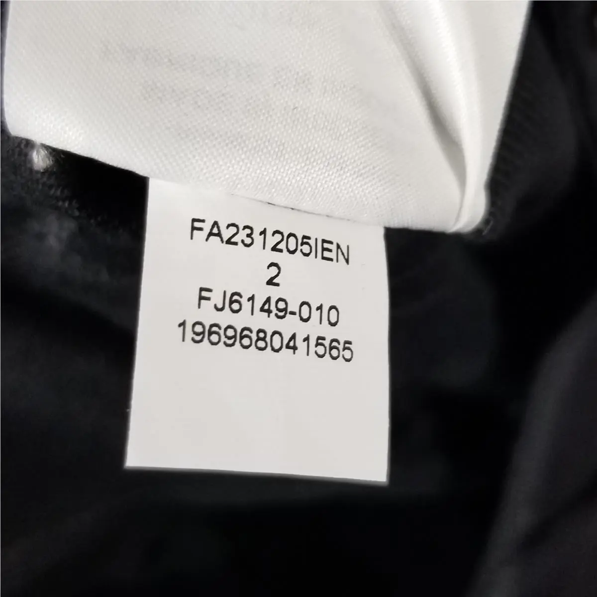 Nike clothing - FJ6149-010 - FJ6149-010 - Black 8