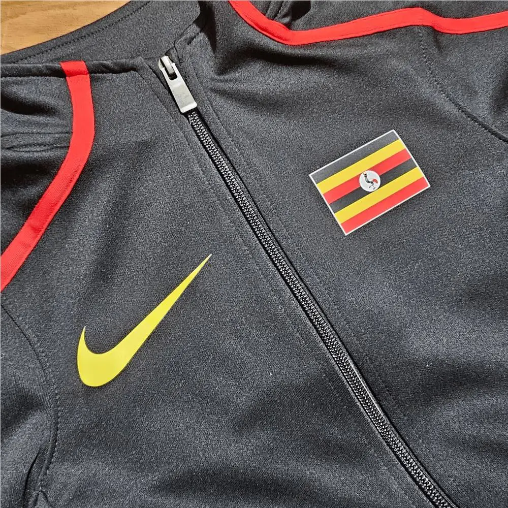 Nike clothing - Black, Exterior: Multicolor 1