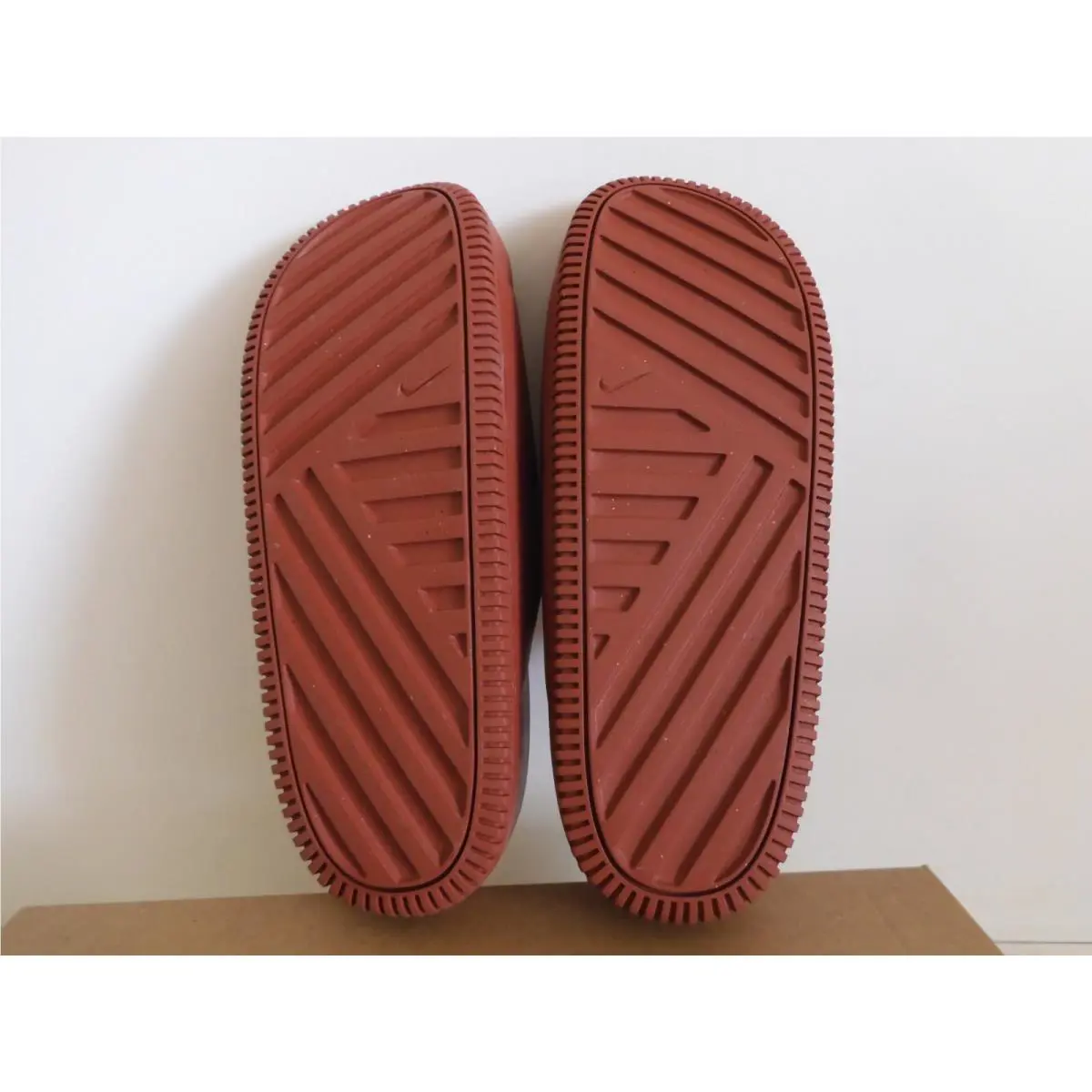 Nike shoes - Nike Sandals - Sandals - Orange (UPC: 196969165673) 3