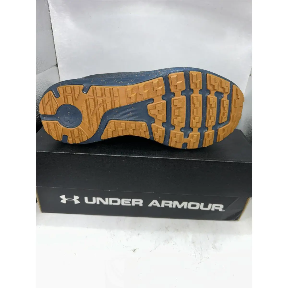 Under Armour shoes - Under Armour Charged Bandit - Charged Bandit - Gray 0