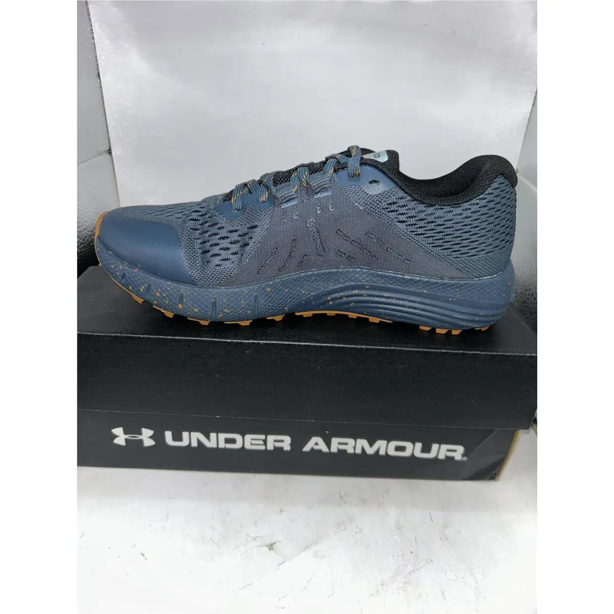 Under Armour shoes - Under Armour Charged Bandit - Charged Bandit - Gray 1