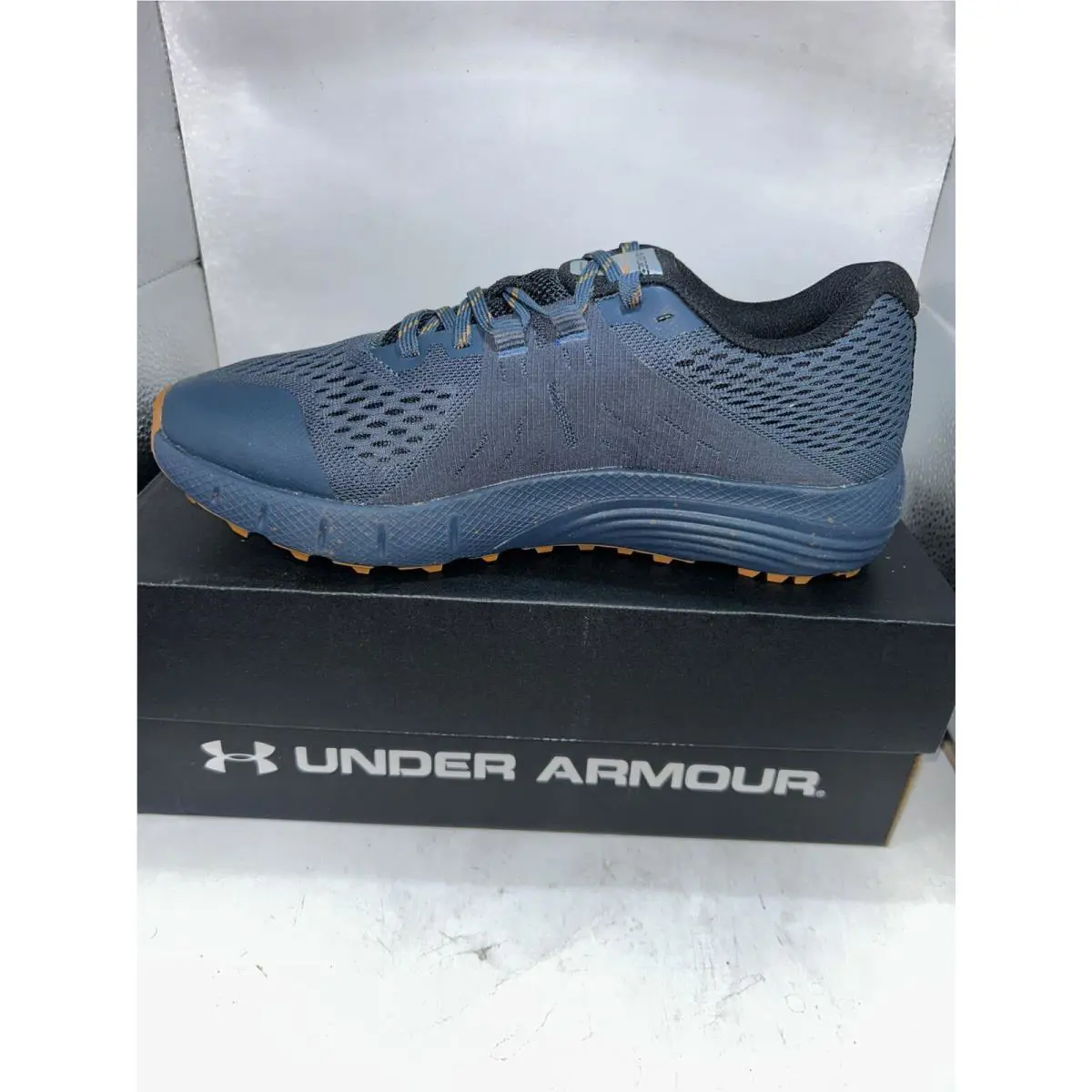 Under Armour shoes - Under Armour Charged Bandit - Charged Bandit - Gray 1