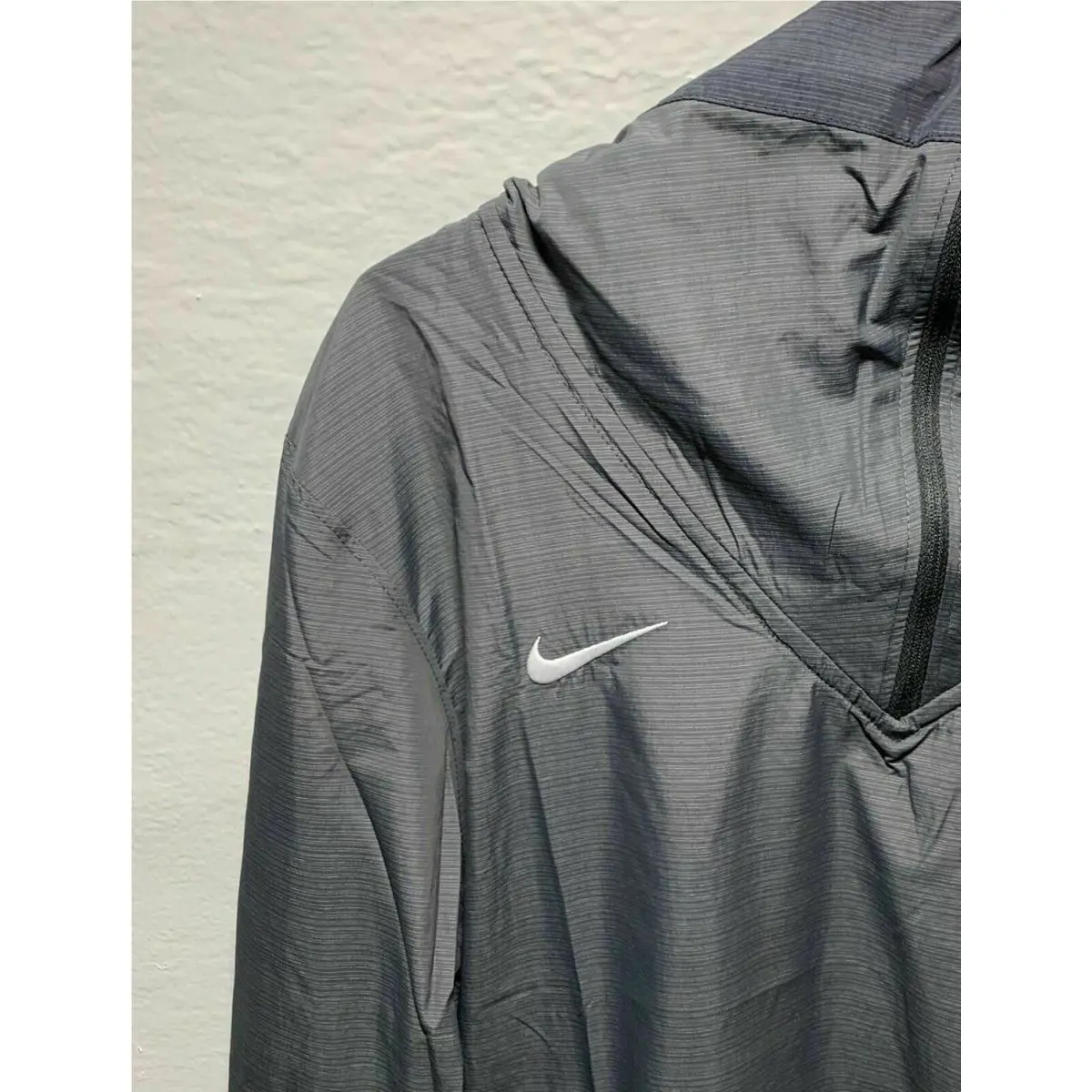 Nike clothing - Multicolor (UPC: 192502401086) 1