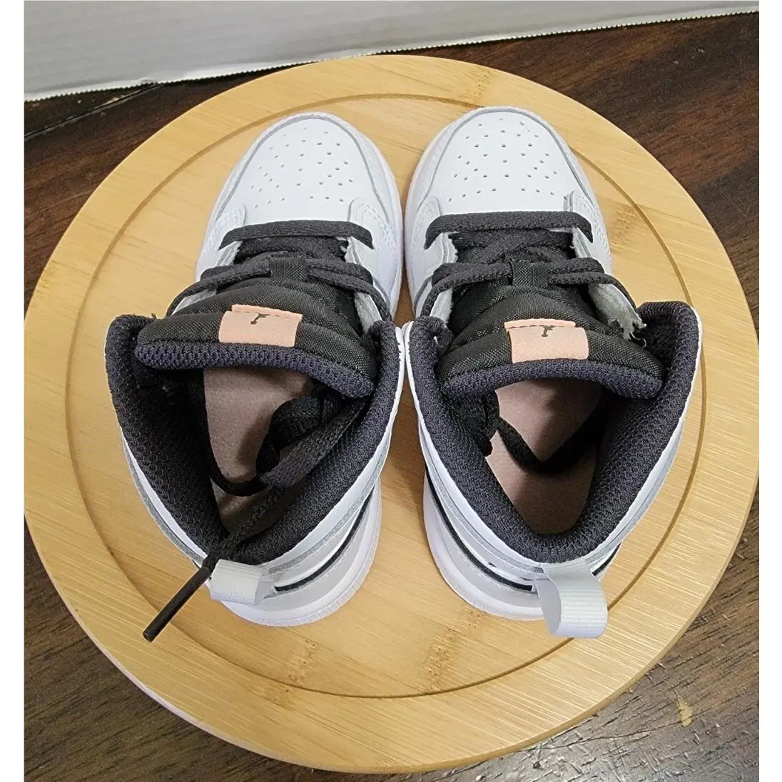 Nike shoes - Jordan 1 - 640735-180 - White 4