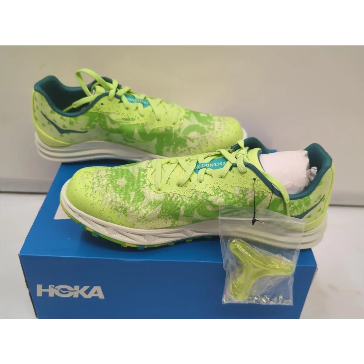 Hoka shoes - HOka one one crescendo - one one crescendo - 1141272 - Green (UPC: 0197634450971) 1