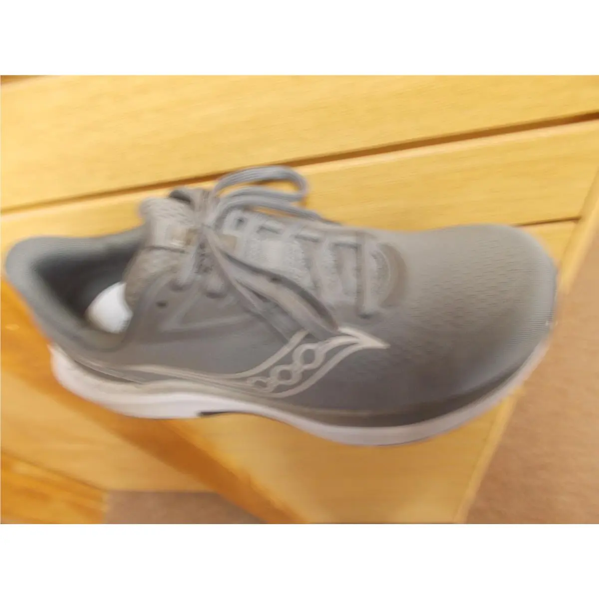Saucony shoes - ECHELON 10 - ECHELON - S21046-104 - Gray 3